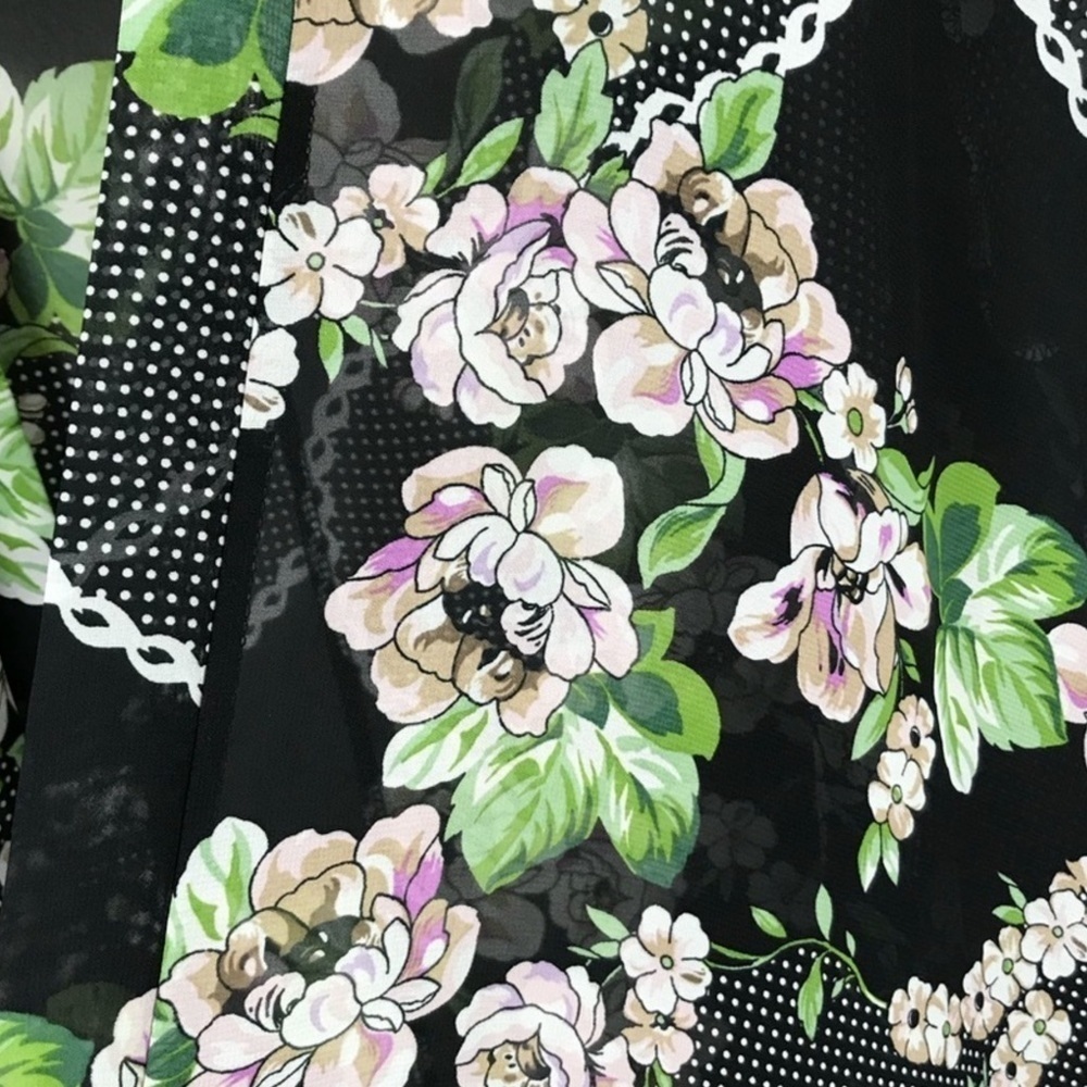 Curvy Sense Black With Pink & Sage Floral Sheer Kimono 2x — image 6 of 8